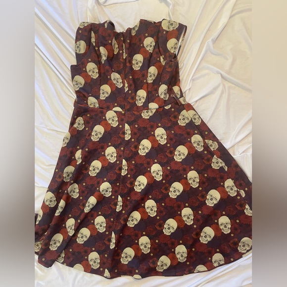 Comfy skull with roses dress no brand - Picture 3 of 3